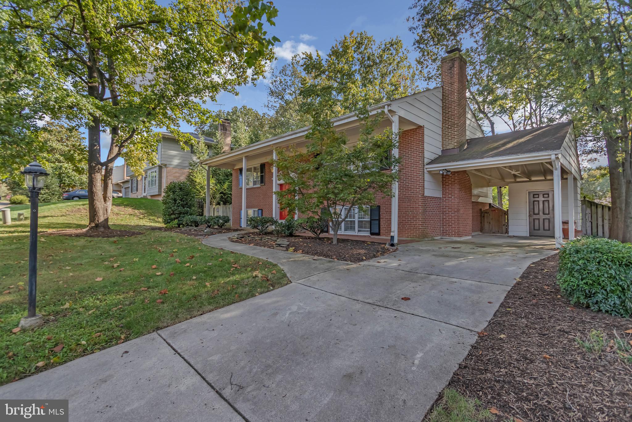 8636 Gateshead Road Alexandria, VA 22309 - Photo 5 of 53