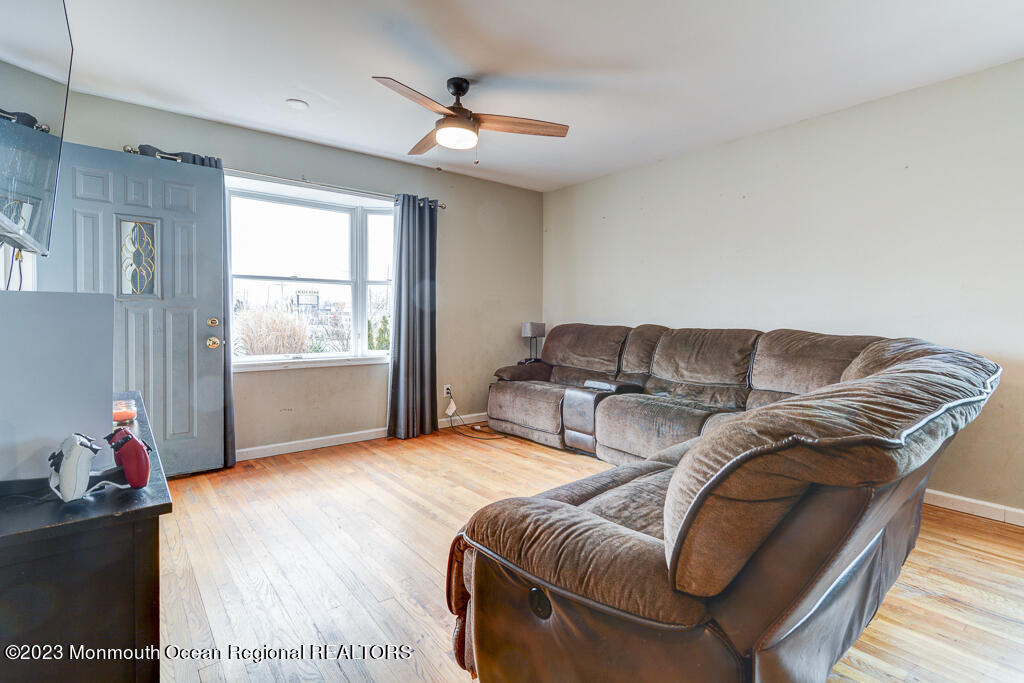 417 Washington Avenue Point Pleasant Beach, NJ 08742 - Photo 5 of 22 0007__SMALL
