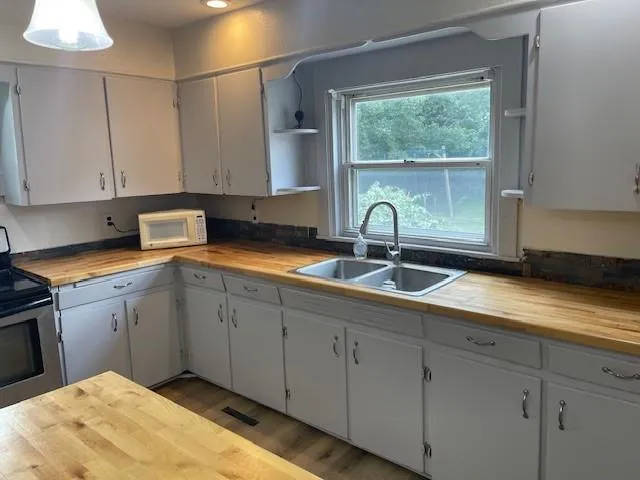 $129,900 | 311 West Larch Street, Cherokee, KS 66724