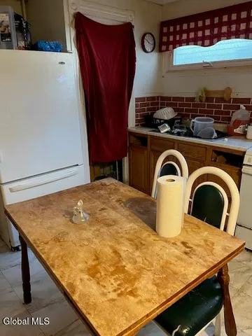 $259,000 | 102 Degraff Street, Schenectady, NY 12308