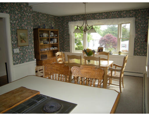 27 Bayview Road Marblehead, MA 01945 - Photo 3 of 8