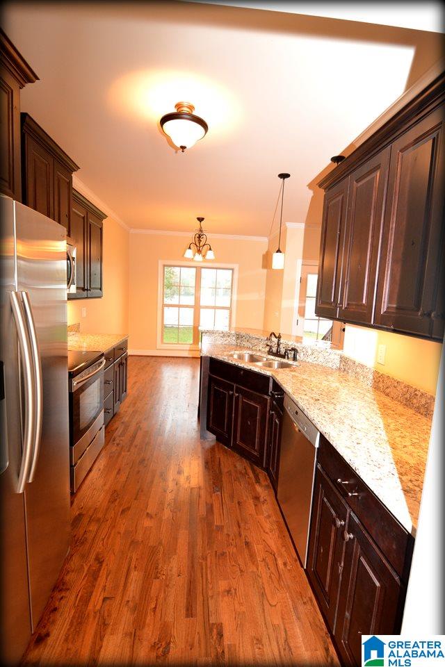 421 Cove Road Sylacauga, AL 35151 - Photo 2 of 46