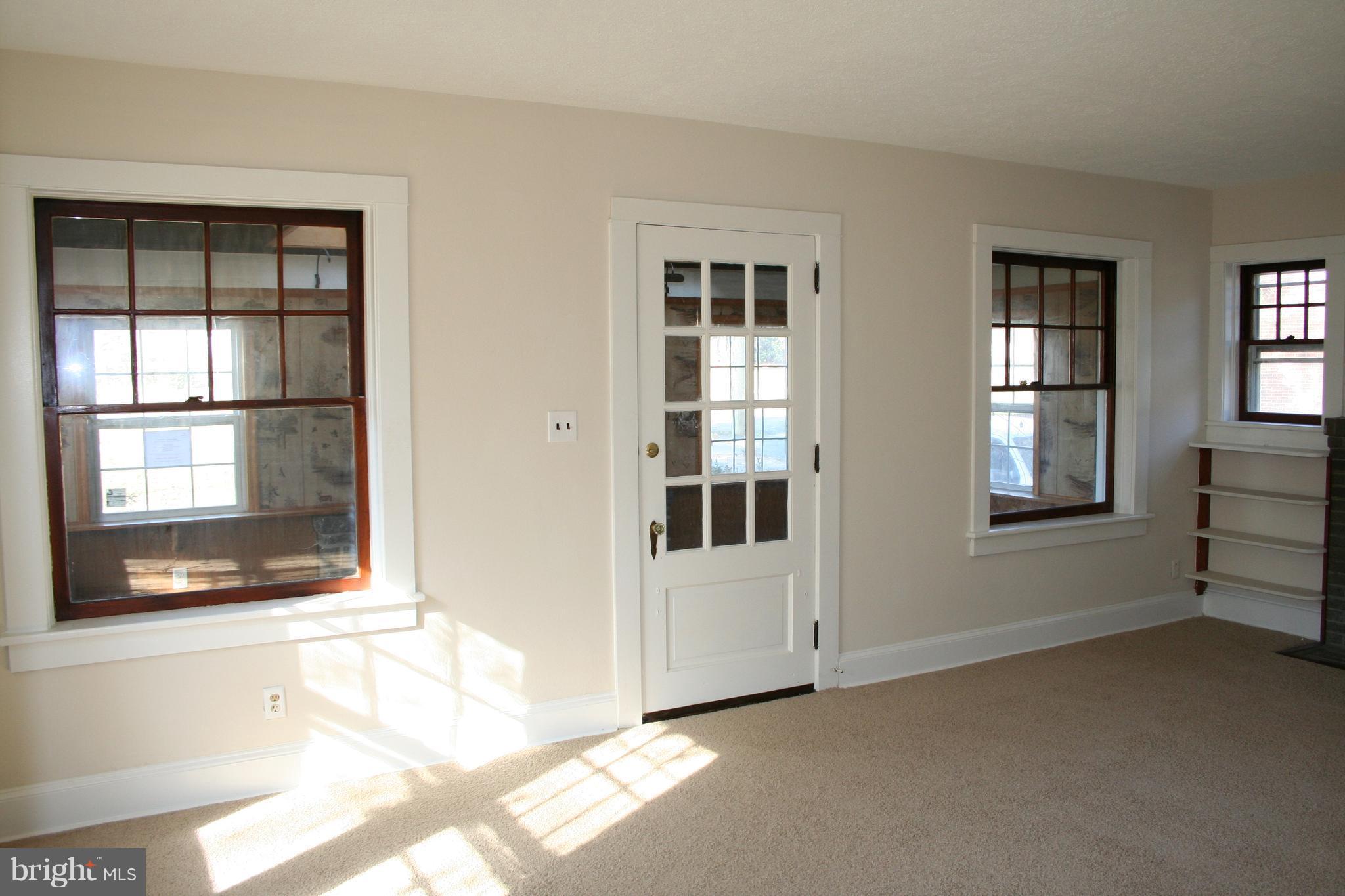 1448 Perryville Road Perryville, MD 21903 - Photo 8 of 21 Living Room