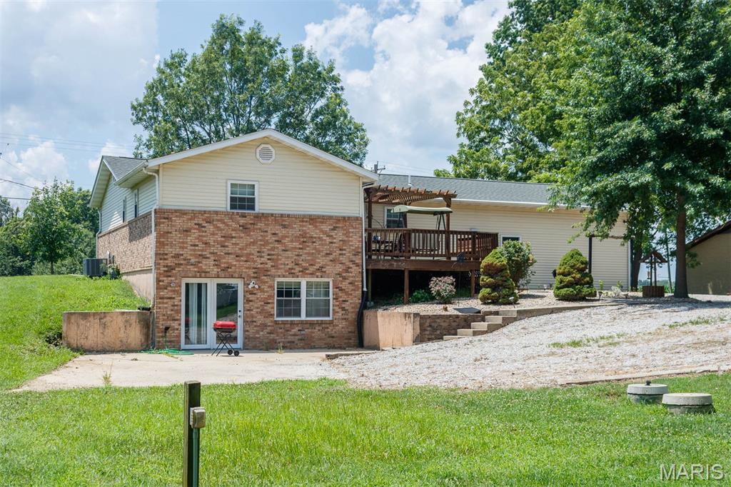 2364 Marine Road Highland, IL 62249 - Photo 27 of 45