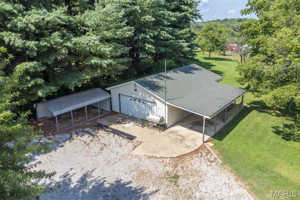 2364 Marine Road Highland, IL 62249 - Photo 42 of 45