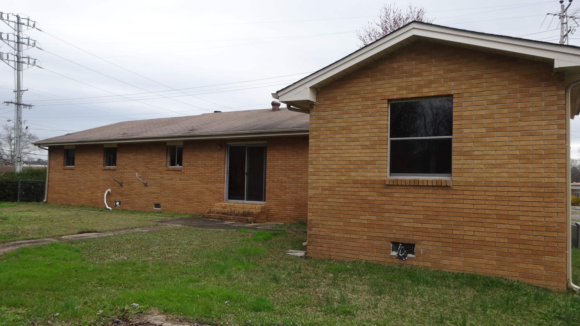 5302 Clemons Road Chattanooga, TN 37412 - Photo 2 of 8 DSC03900