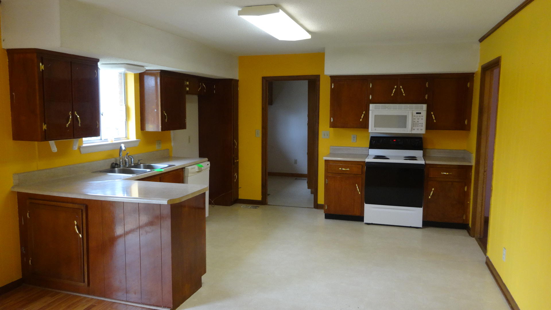 5302 Clemons Road Chattanooga, TN 37412 - Photo 4 of 8 DSC03908