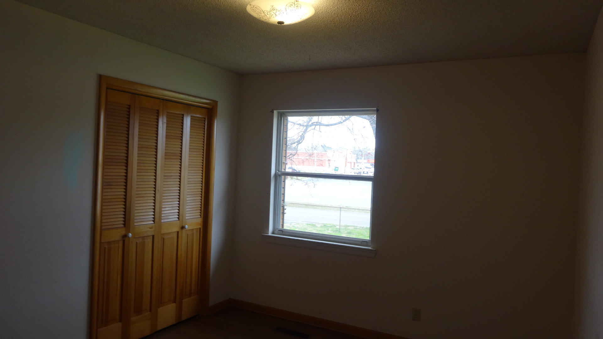 5302 Clemons Road Chattanooga, TN 37412 - Photo 6 of 8 DSC03913
