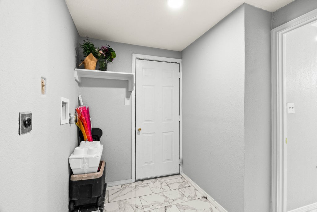 647 West Main Avenue Robstown, TX 78380 - Photo 13 of 16