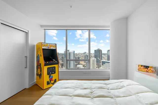 $16,500 | 888 West E Street, Unit 3301, San Diego, CA 92101