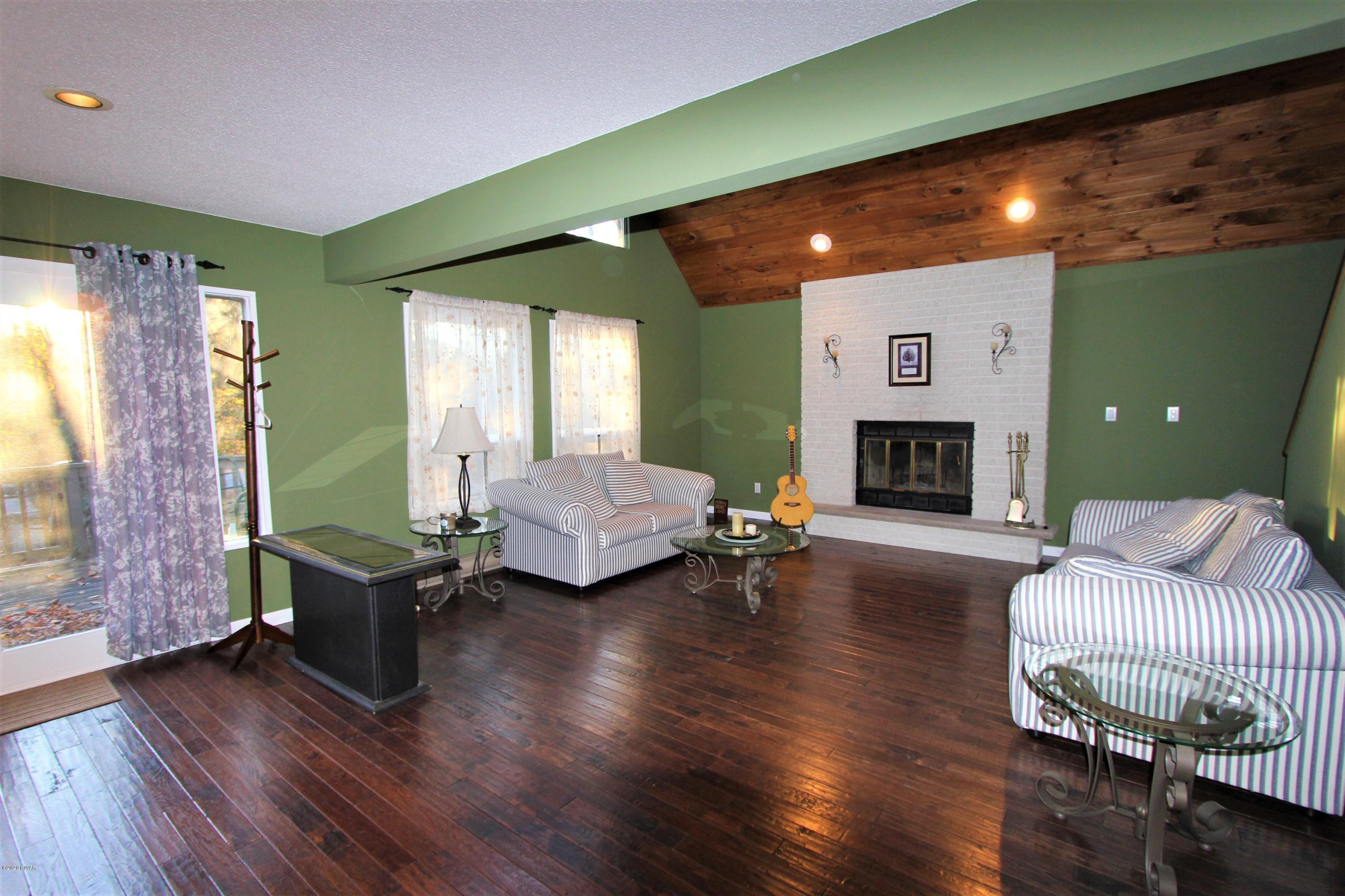 84 Northgate Road Lake Ariel, PA 18436 - Photo 4 of 53