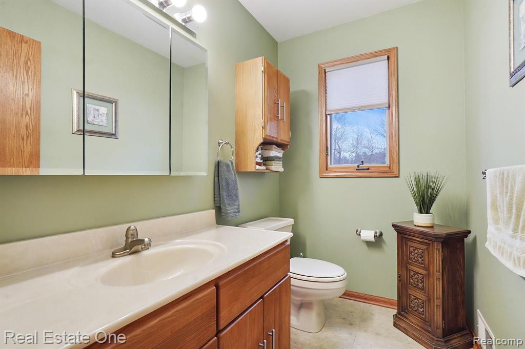4624 Hadley Road Metamora, MI 48455 - Photo 17 of 33