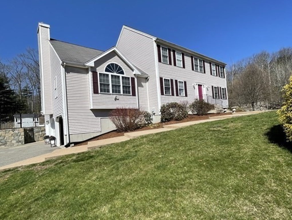 6 Falls Brook Road Hudson, MA 01749 - Photo 2 of 40 Gallery Image 2