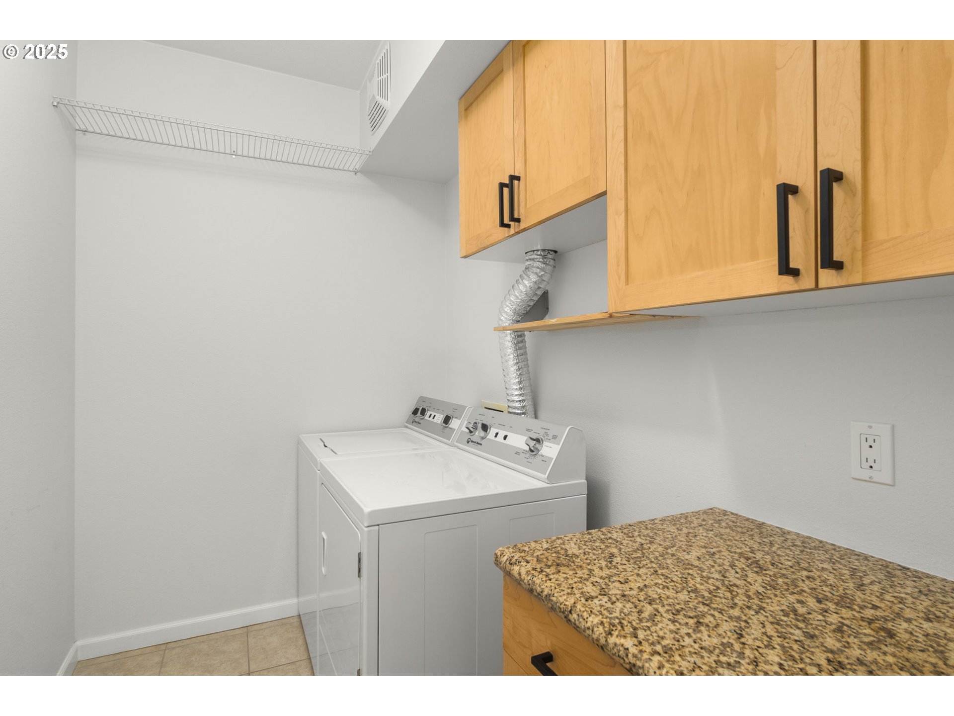 1620 Northeast Broadway, Unit 232 Portland, OR 97232 - Photo 24 of 36