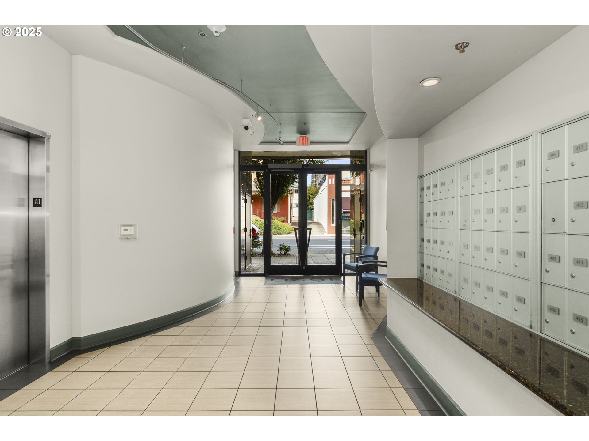 1620 Northeast Broadway, Unit 232 Portland, OR 97232 - Photo 28 of 36