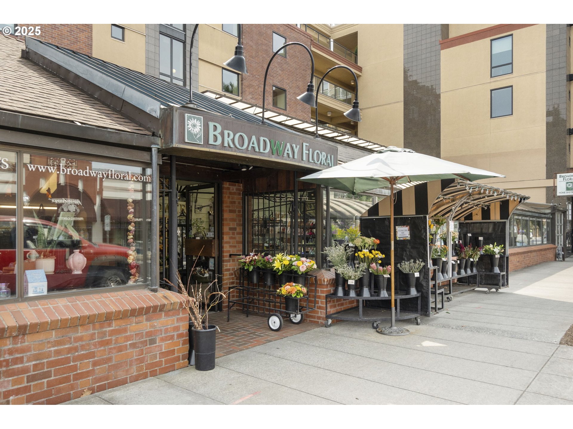 1620 Northeast Broadway, Unit 232 Portland, OR 97232 - Photo 34 of 36