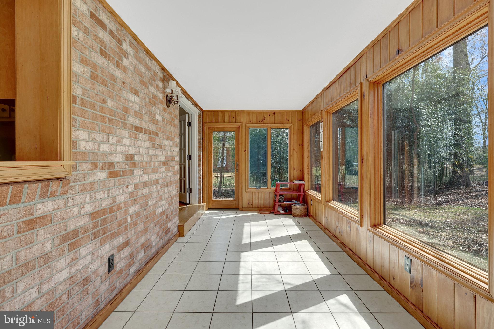 11332 Vale Road Oakton, VA 22124 - Photo 17 of 52