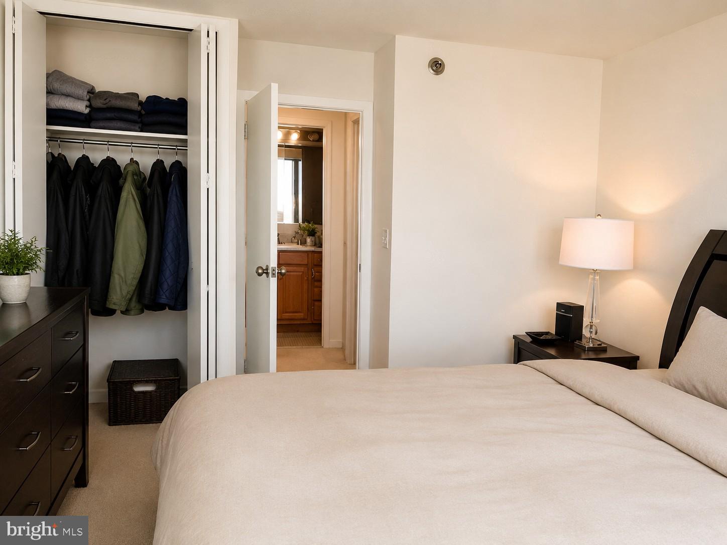 2020 Walnut Street, Unit 22K Philadelphia, PA 19103 - Photo 5 of 18