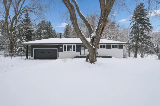 $489,500 | 9700 68th Court North, Stillwater, MN 55082