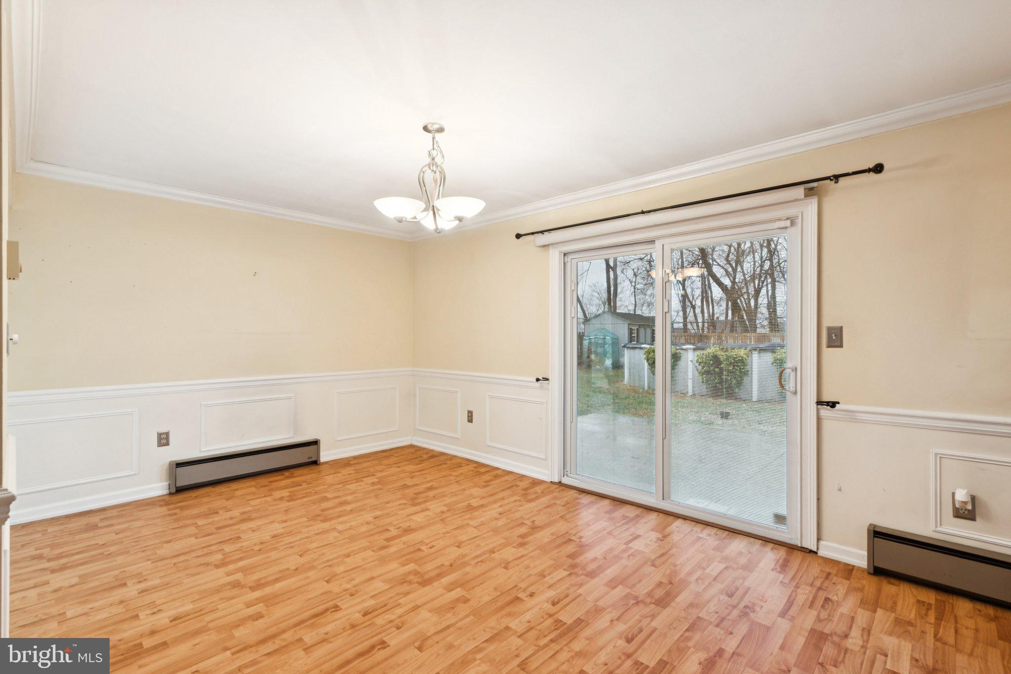 7 Indian Red Road Levittown, PA 19057 - Photo 13 of 30