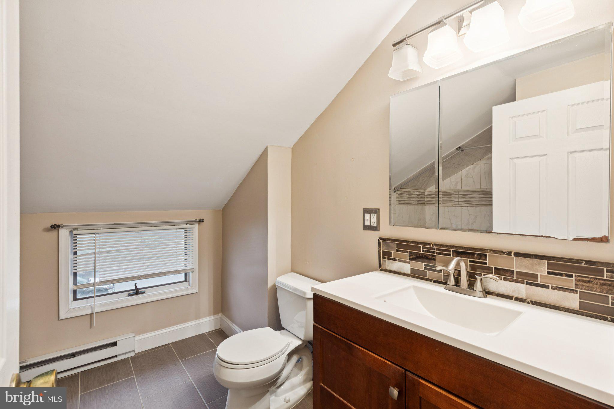 7 Indian Red Road Levittown, PA 19057 - Photo 24 of 30