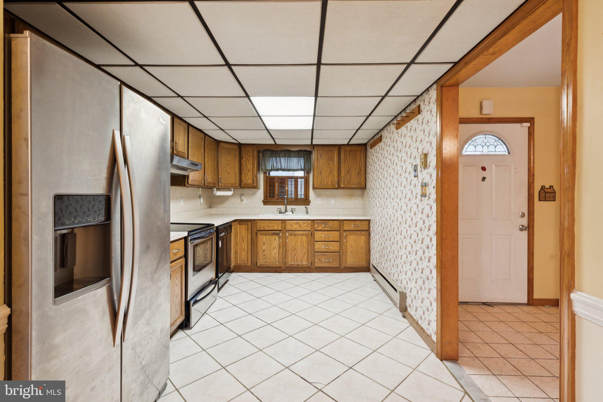 7 Indian Red Road Levittown, PA 19057 - Photo 9 of 30