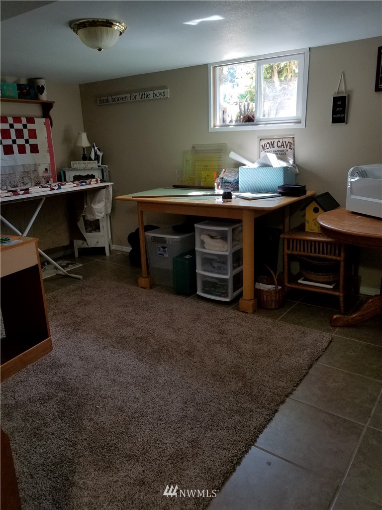 315 Jacobson Road Cathlamet, WA 98612 - Photo 17 of 24 Gallery Image 17