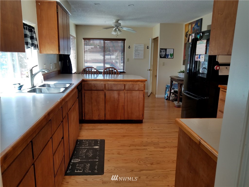 315 Jacobson Road Cathlamet, WA 98612 - Photo 8 of 24 Gallery Image 8