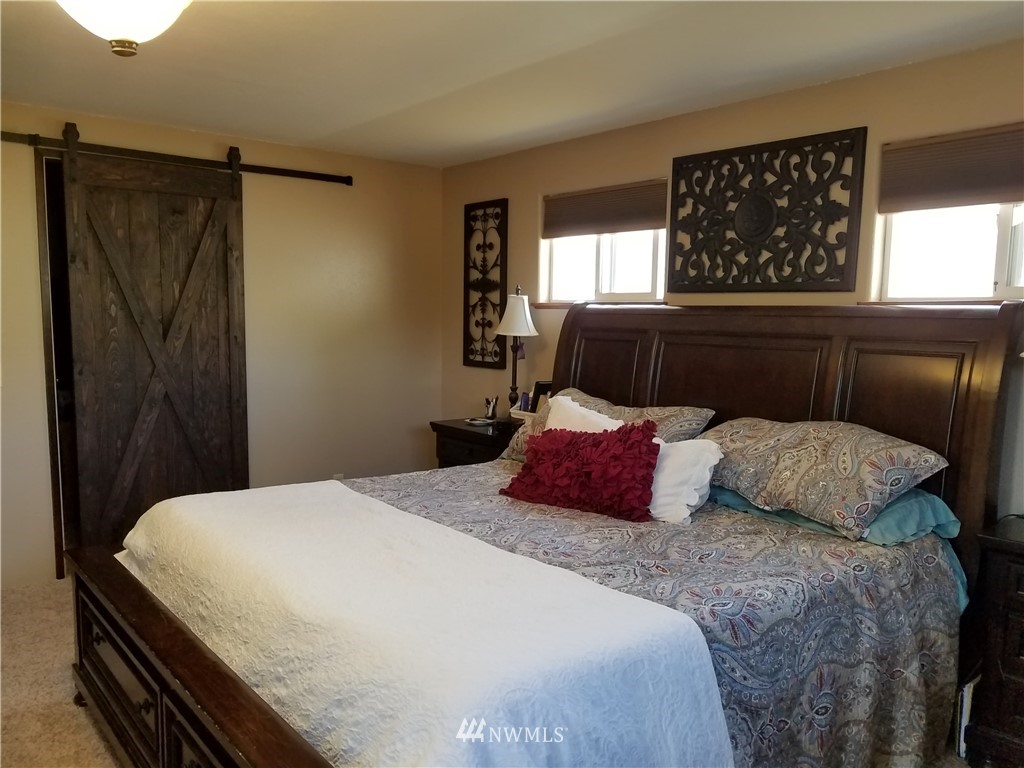 315 Jacobson Road Cathlamet, WA 98612 - Photo 10 of 24 Gallery Image 10