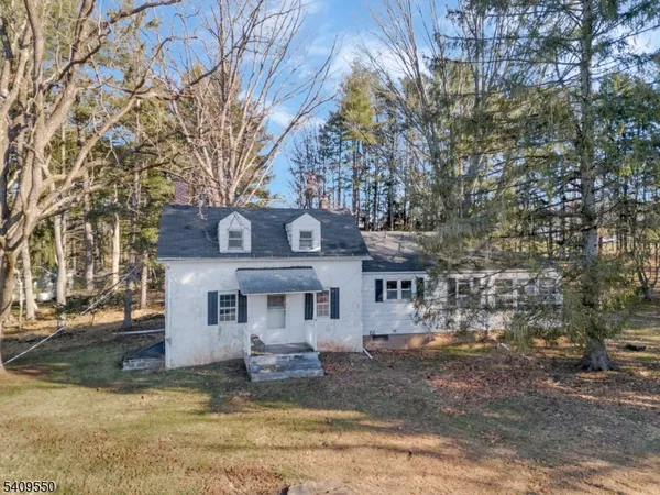 $375,000 | 109 Lilac Drive, Lebanon, NJ 08833