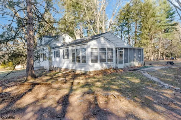 $375,000 | 109 Lilac Drive, Lebanon, NJ 08833