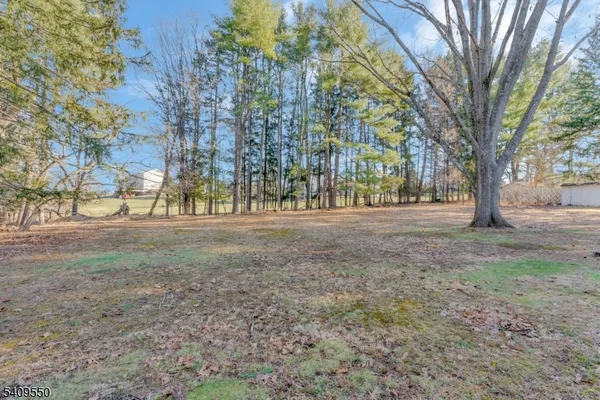 $375,000 | 109 Lilac Drive, Lebanon, NJ 08833