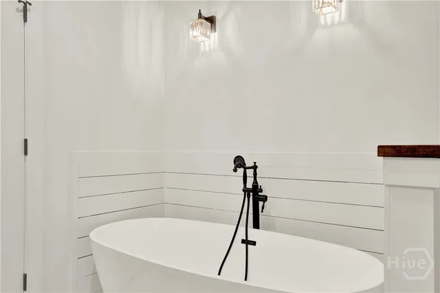 $670,000 | 45 Dutchman's Cove Road, Midway, GA 31320