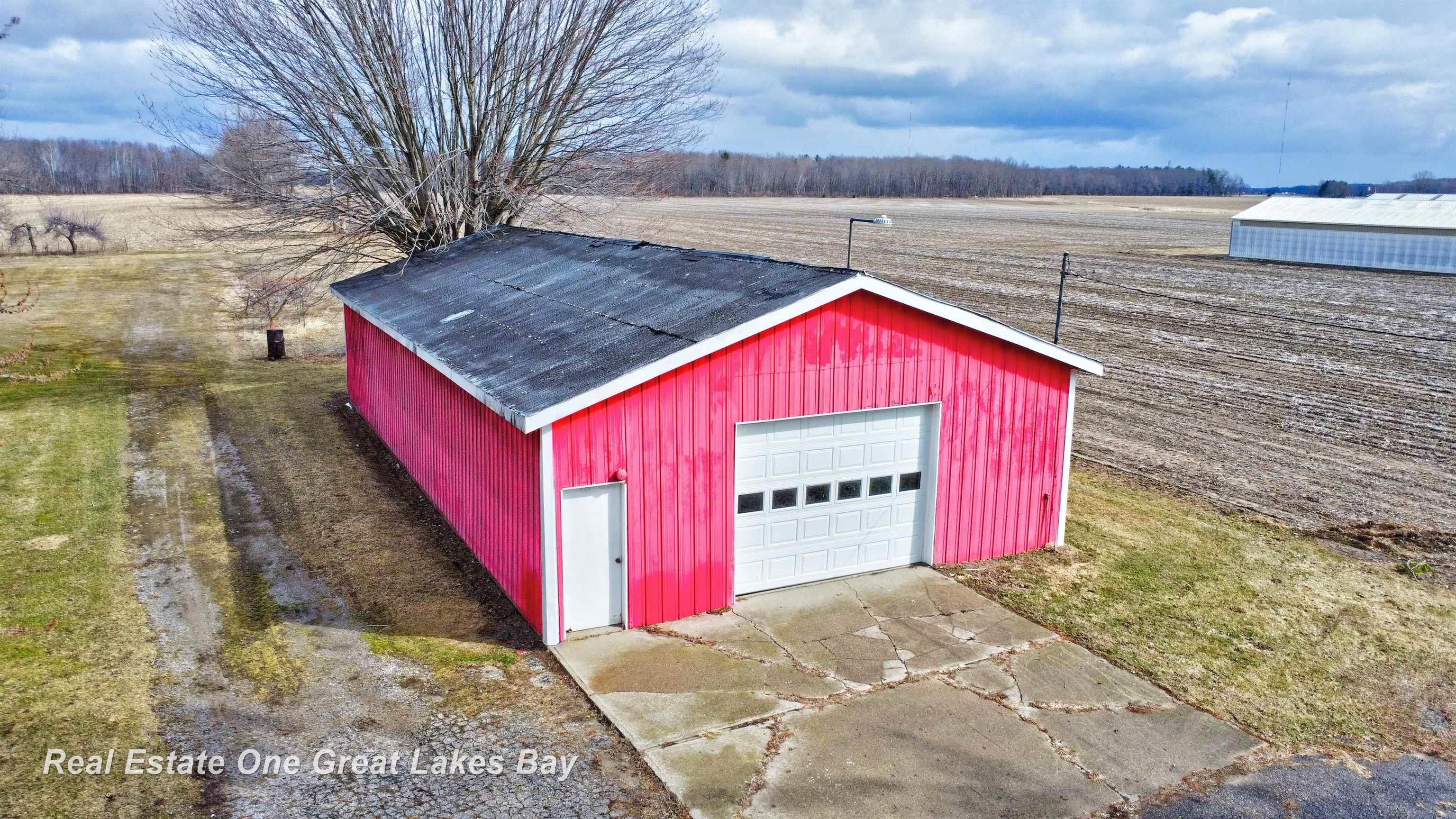 8730 Chesaning Road Chesaning, MI 48616 - Photo 51 of 72