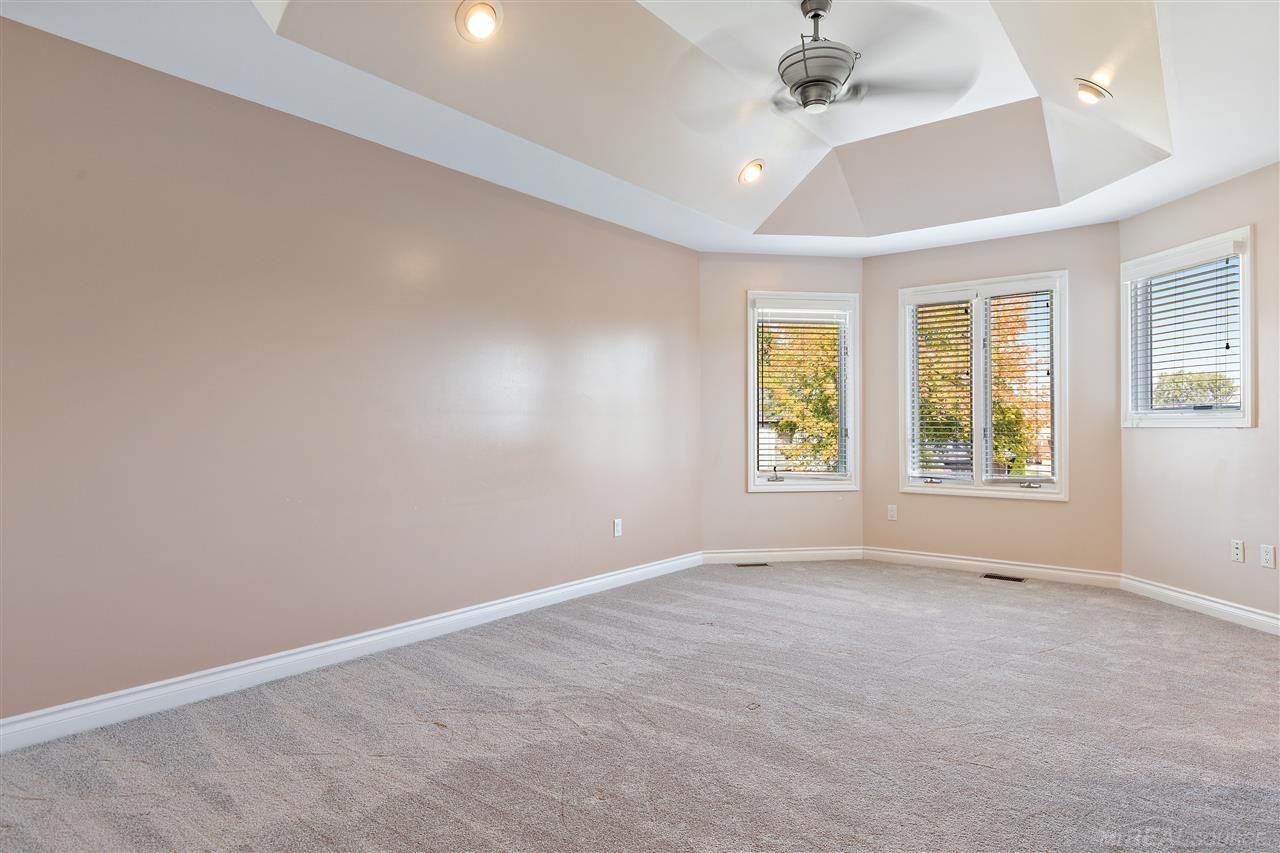 1158 Rochelle Park Drive Rochester Hills, MI 48309 - Photo 38 of 59