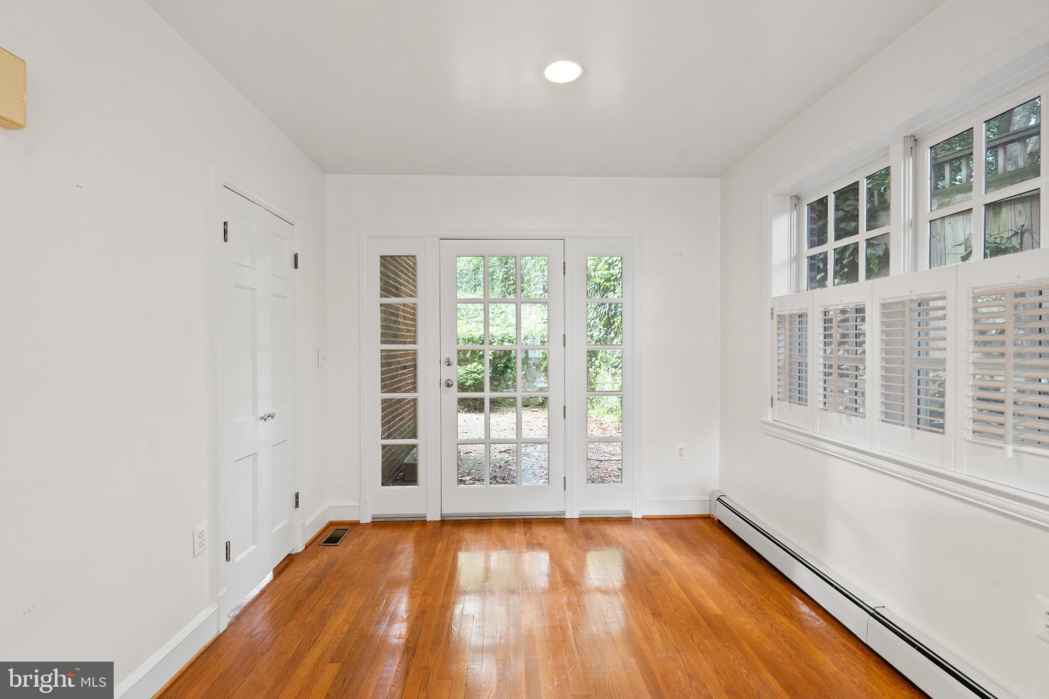 4530 Dexter Street Northwest Washington, DC 20007 - Photo 13 of 48