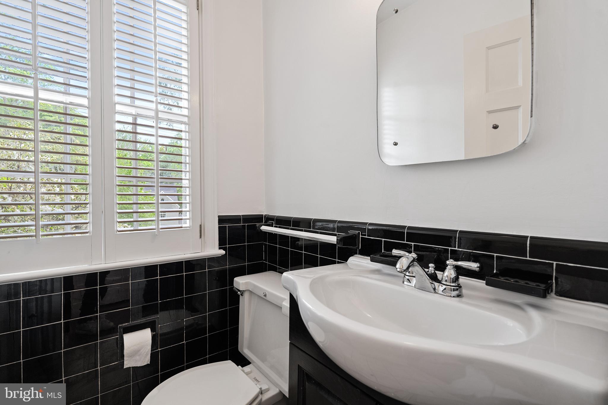 4530 Dexter Street Northwest Washington, DC 20007 - Photo 14 of 48