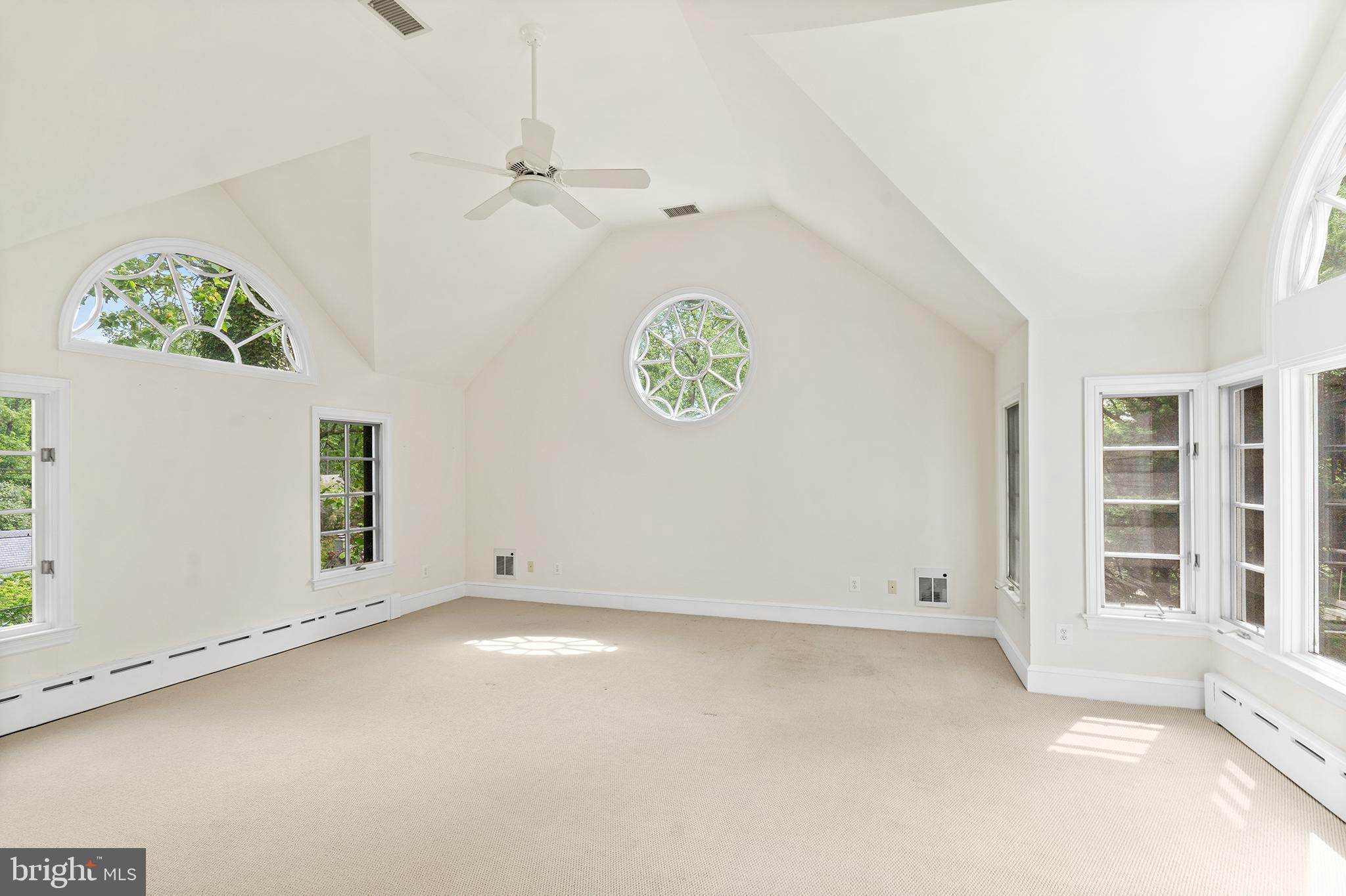 4530 Dexter Street Northwest Washington, DC 20007 - Photo 27 of 48