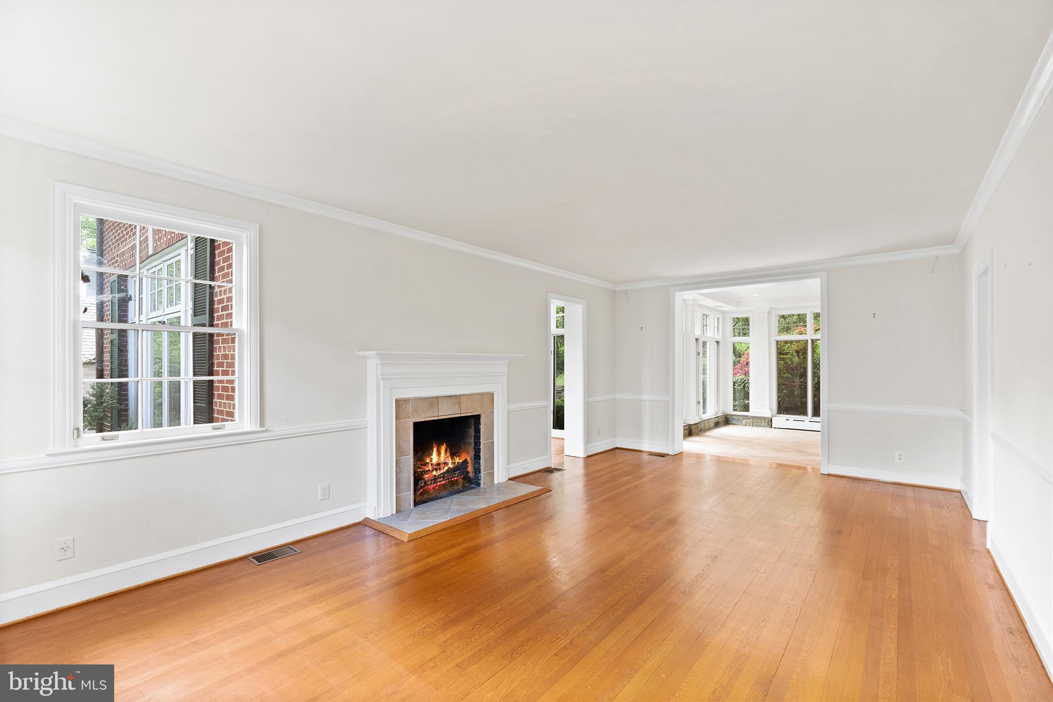 4530 Dexter Street Northwest Washington, DC 20007 - Photo 3 of 48