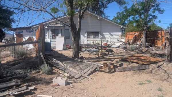 $325,000 | 335 Imperial Road, Dayton, NV 89403