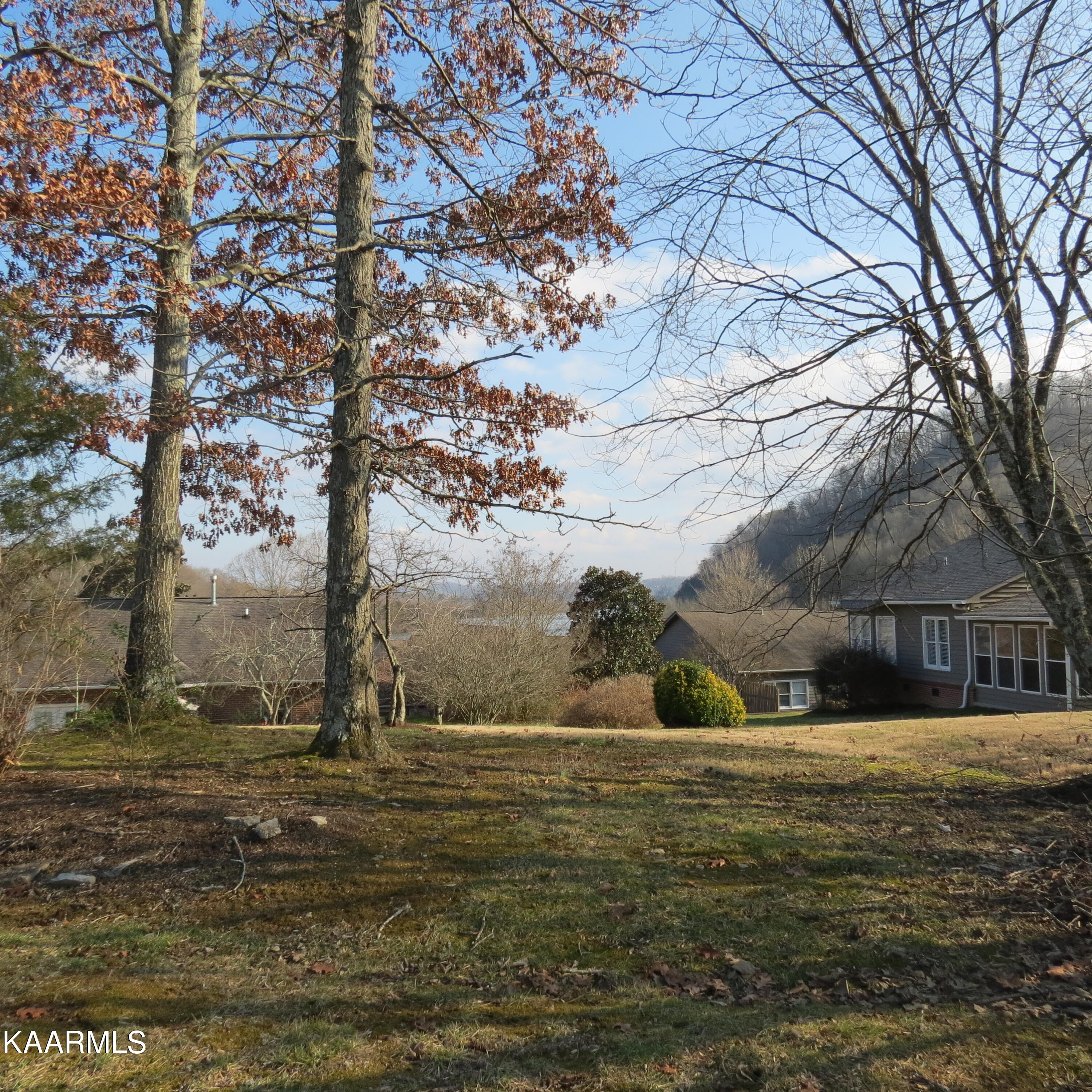 16 Rivers Court Oak Ridge, TN 37830 - Photo 17 of 19 IMG_0043