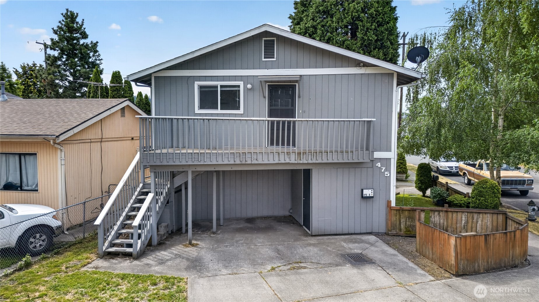 475 Houser Way South, Unit A & B Renton, WA 98057 - Photo 3 of 19 Gallery Image 3
