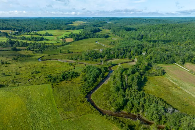 $265,000 | 28-001 Hassan Avenue, Newcastle, ME 04553