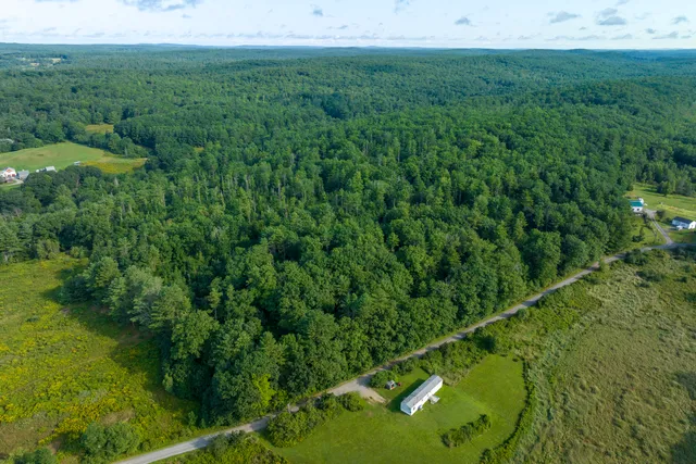 $265,000 | 28-001 Hassan Avenue, Newcastle, ME 04553