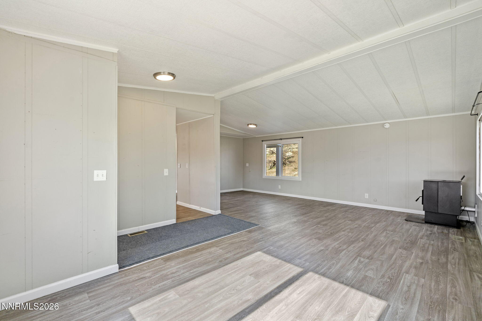 3620 Granite Way Topaz Ranch Estates, NV 89444 - Photo 2 of 34 11-web-or-mls-DSC02275