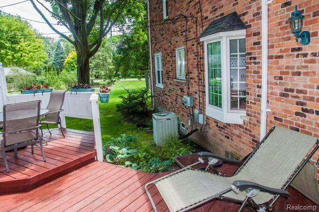 450 Apple Hill Lane Rochester Hills, MI 48306 - Photo 40 of 44