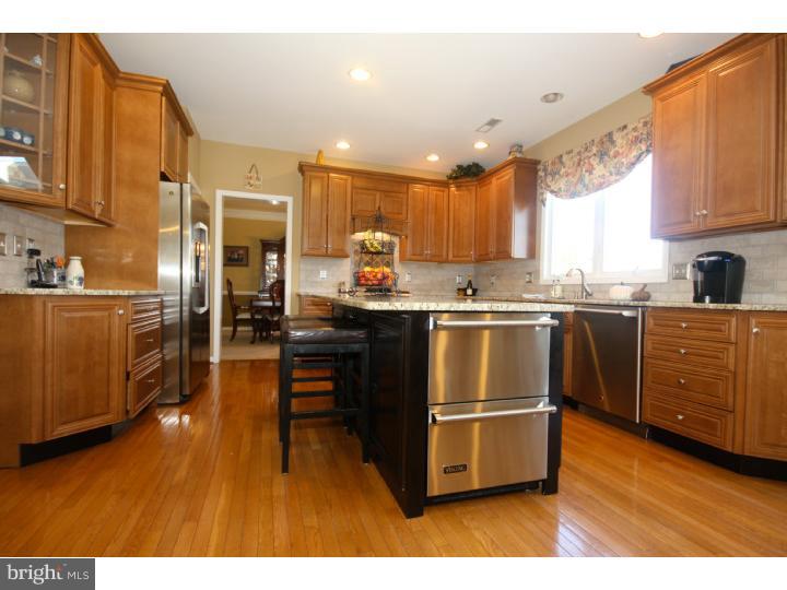 5 Apple Orchard Road Moorestown, NJ 08057 - Photo 7 of 23 Kitchen