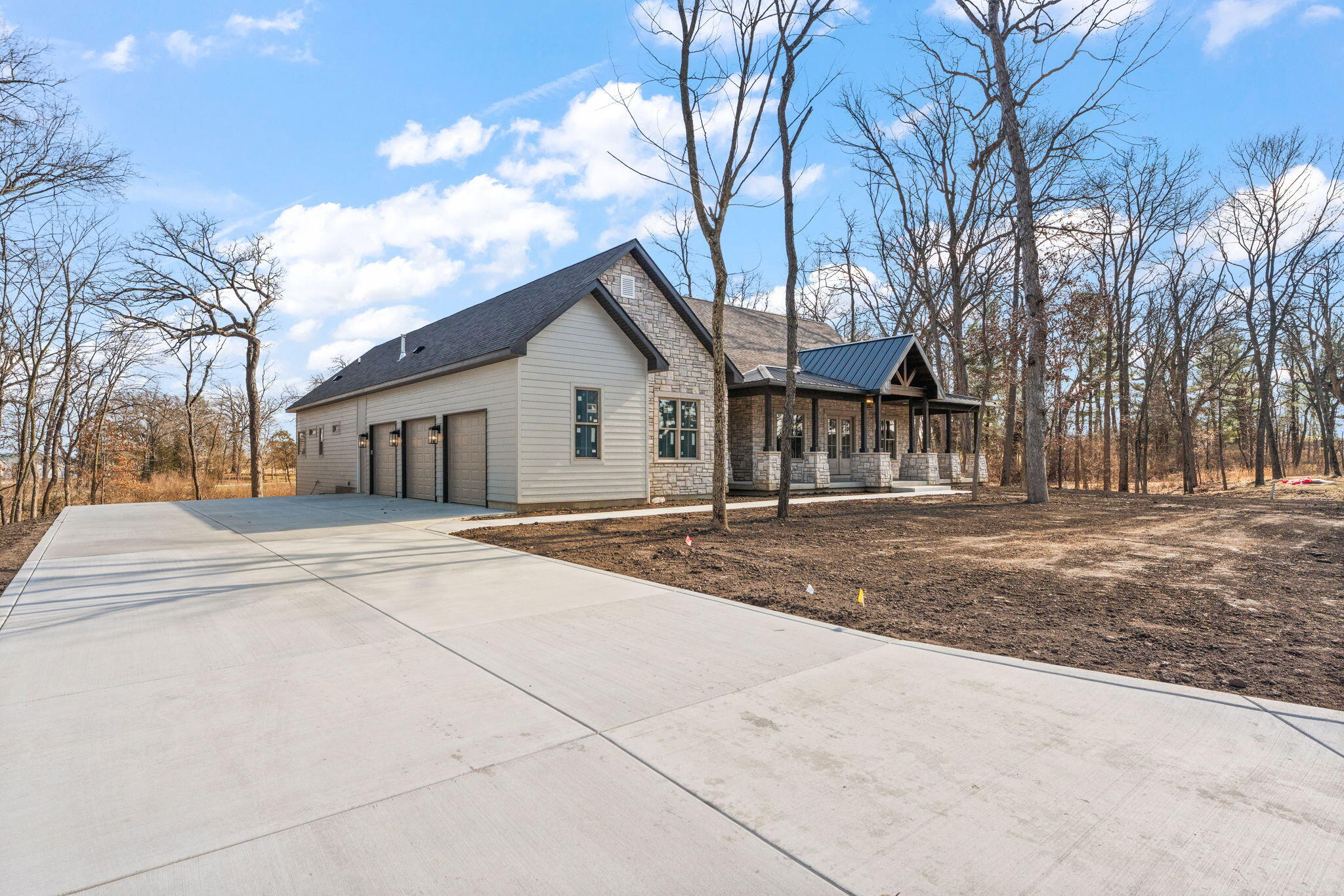 16669 Noble Street Lowell, IN 46356 - Photo 8 of 55 2048x1365