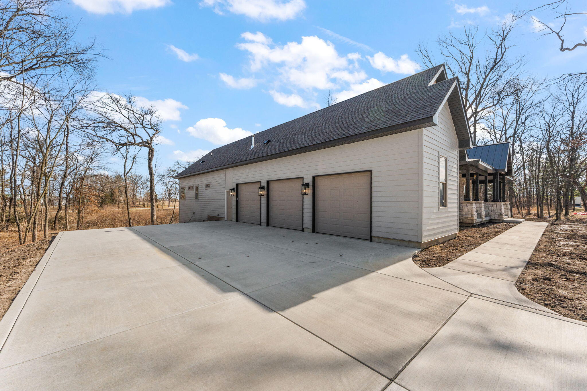 16669 Noble Street Lowell, IN 46356 - Photo 9 of 55 2048x1365