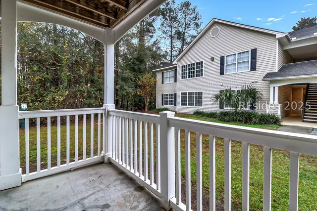 $209,000 | 50 Pebble Beach Cove, Unit B115, Bluffton, SC 29910